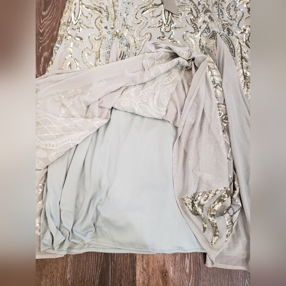 Mac Duggal Long Formal Evening green Dress size 16 - Picture 6 of 12